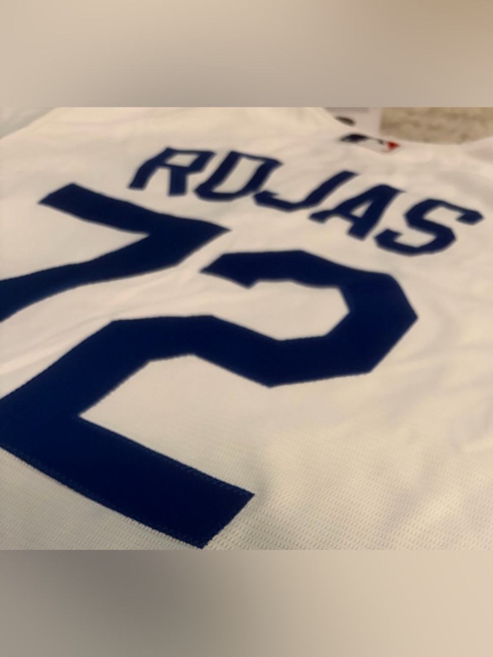 Nike Los Angeles Dodgers Venezuela Miguel Rojas #72 White Jersey Men’s Sz: M - Picture 8 of 9